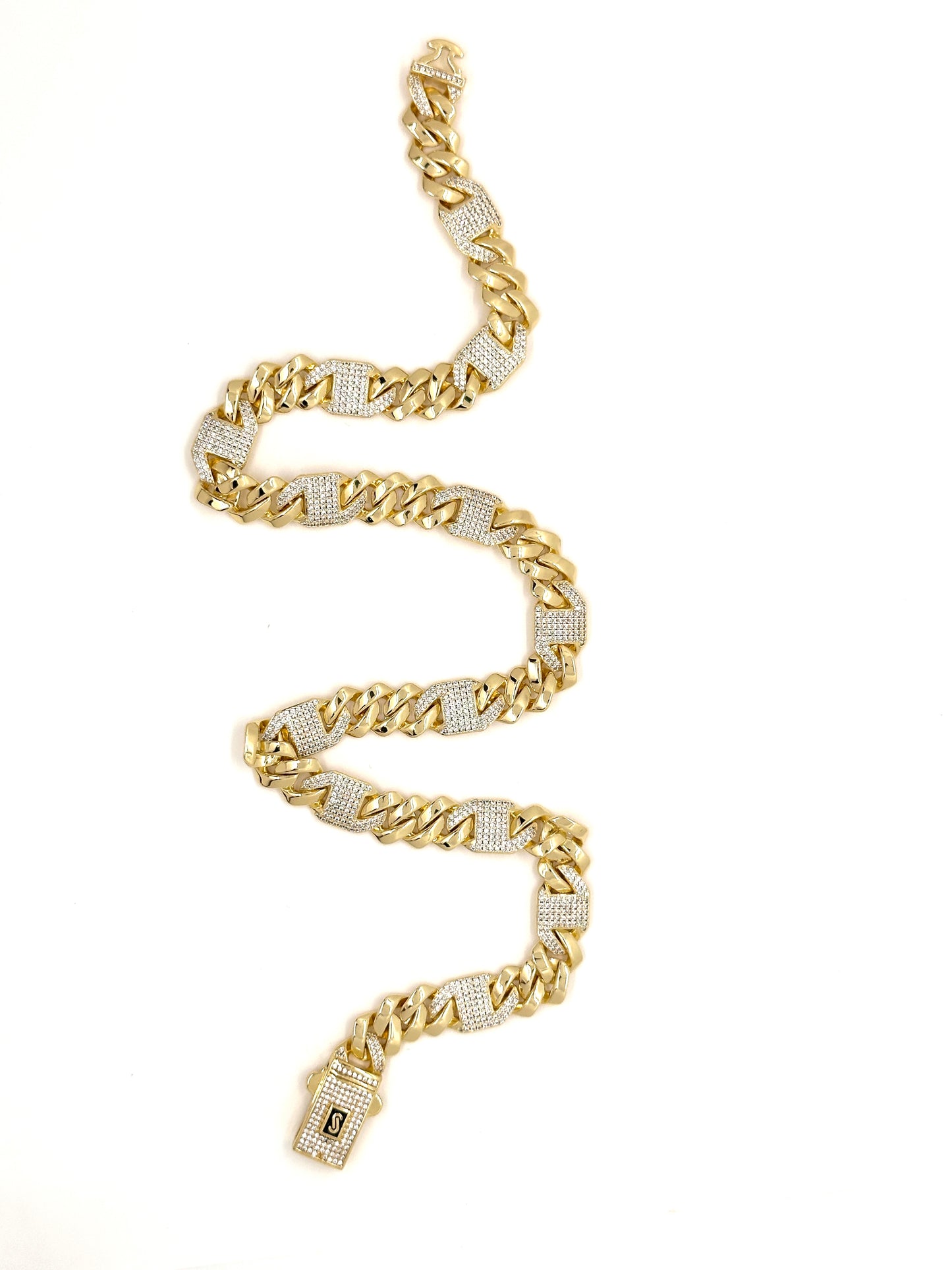 Cadena Chain