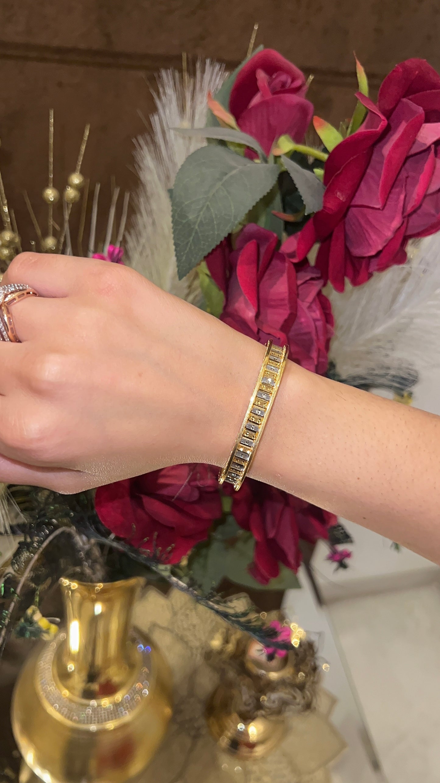 Luxe Minimal Bangle